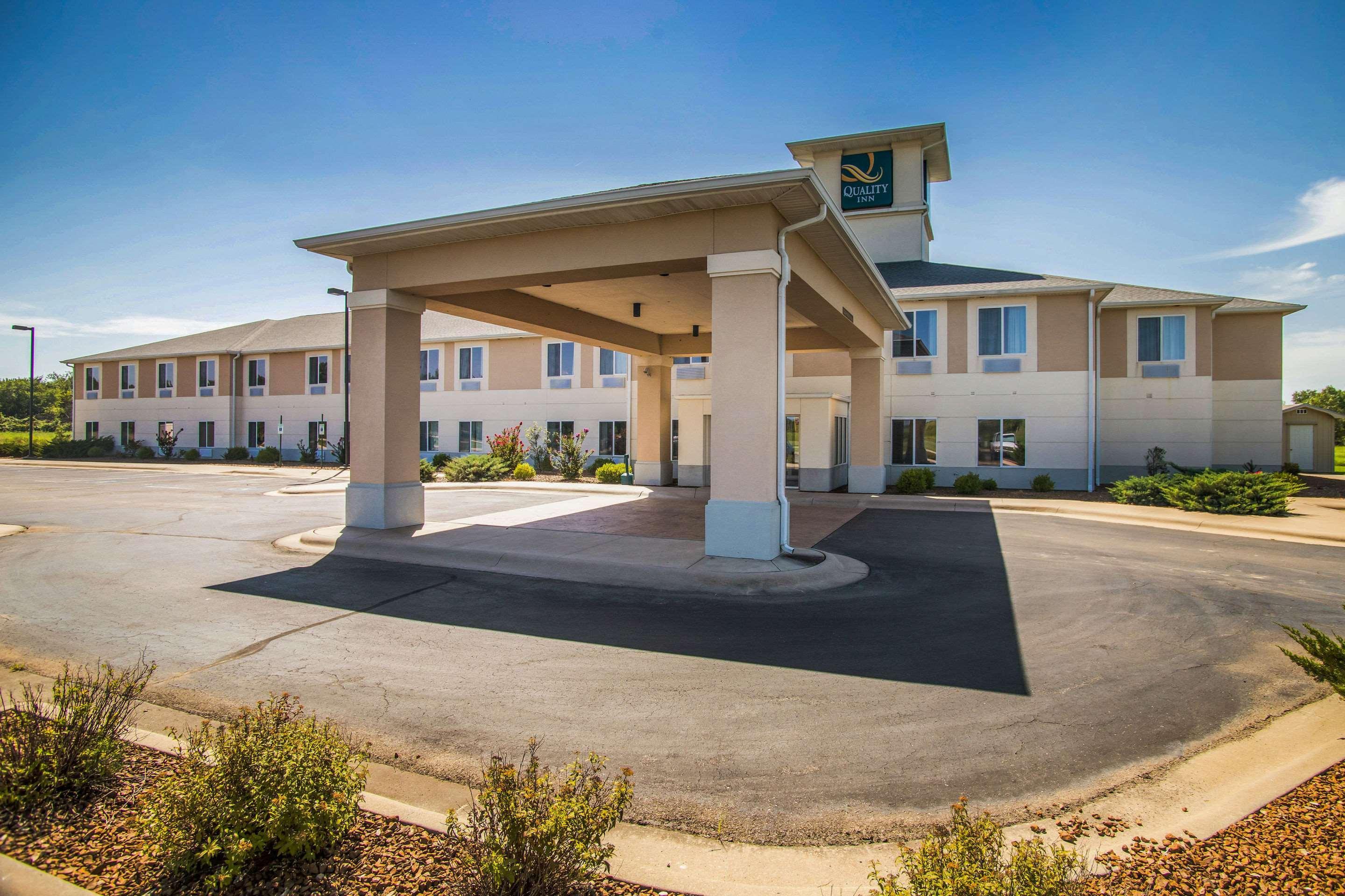 Quality Inn Parsons North Exterior foto