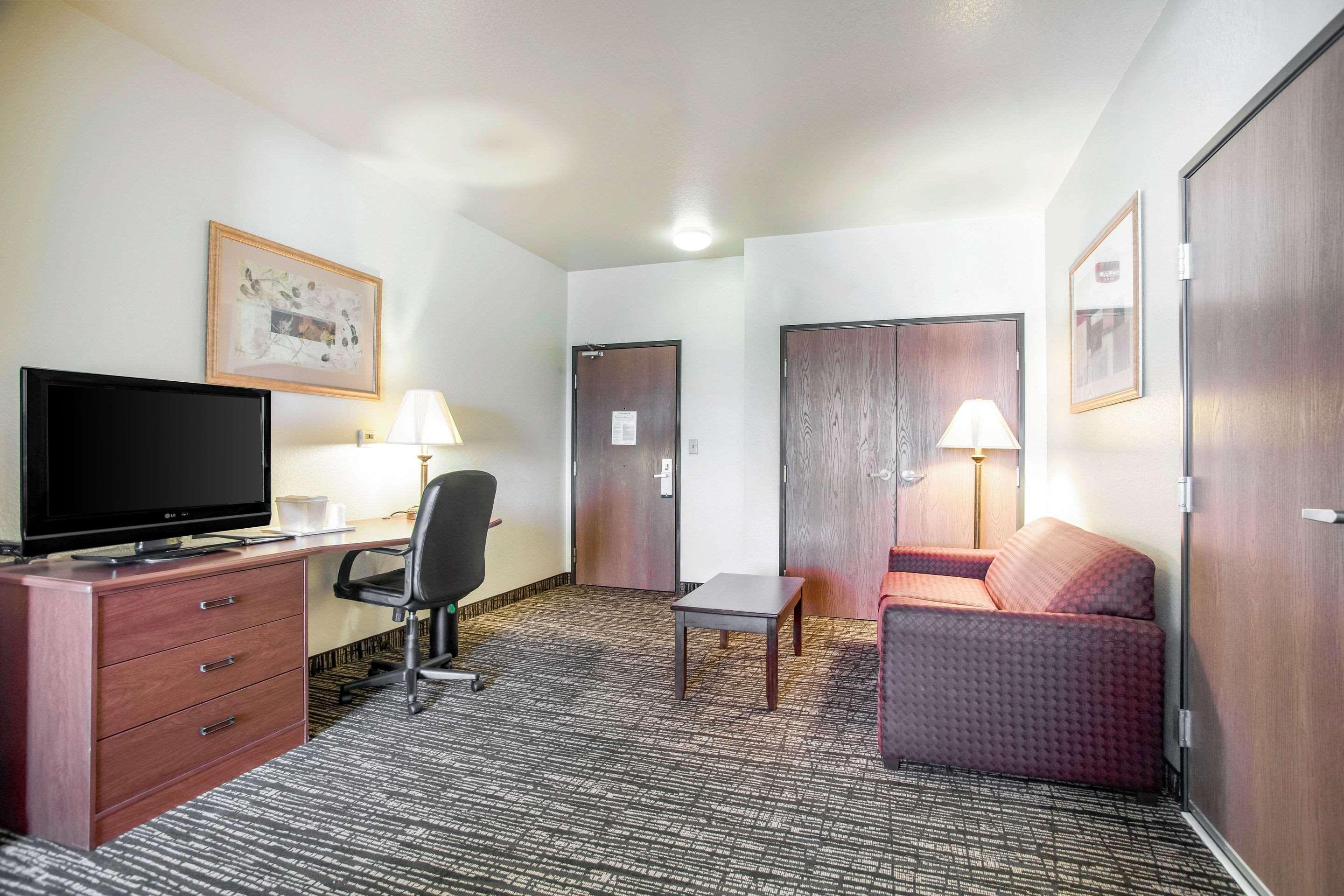 Quality Inn Parsons North Exterior foto
