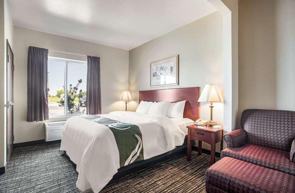 Quality Inn Parsons North Quarto foto