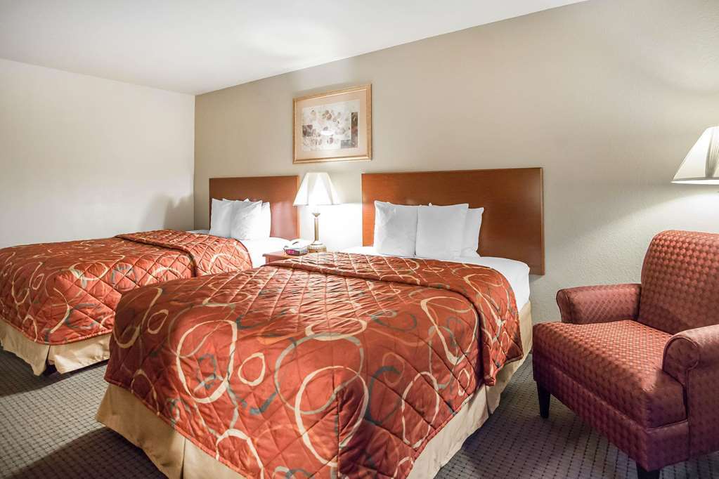 Quality Inn Parsons North Quarto foto